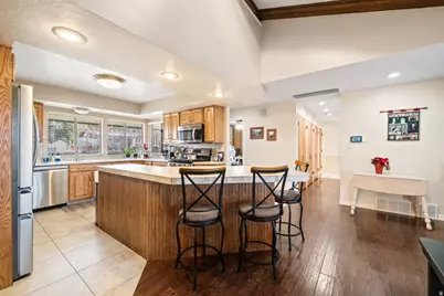 796 S Nancy Dr E, South Ogden, UT 84403 - Photo 8