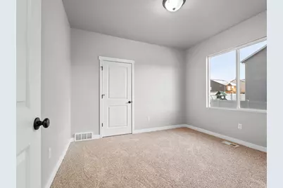 1077 S Red Barn View Dr, Santaquin, UT 84655 - Photo 10