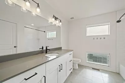 70 E Weekes Way, Clearfield, UT 84015 - Photo 8