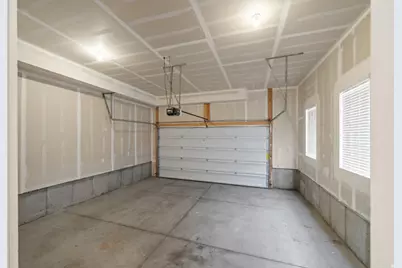 70 E Weekes Way, Clearfield, UT 84015 - Photo 18