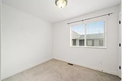 70 E Weekes Way, Clearfield, UT 84015 - Photo 10