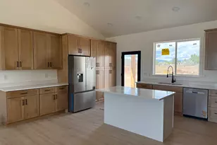 1086 W Lagoon N, Roosevelt, UT 84066 - Photo 4
