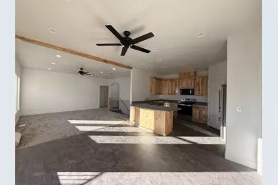 866 E 130 N, Hyde Park, UT 84318 - Photo 10