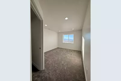 866 E 130 N, Hyde Park, UT 84318 - Photo 28