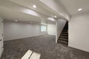 866 E 130 N, Hyde Park, UT 84318 - Photo 22