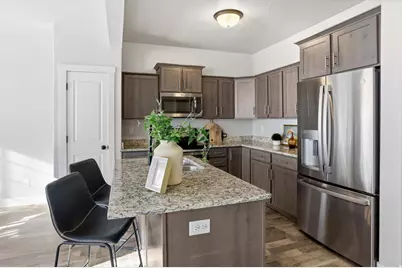 446 W 1595 N #103, Logan, UT 84341 - Photo 18