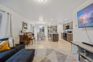 1698 S Freestone Blvd, Santaquin, UT 84655 - Photo 4