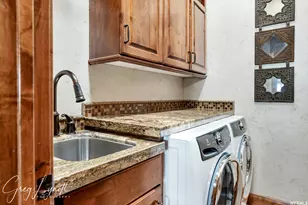 1210 W Indian Dr, Saint George, UT 84770 - Photo 24