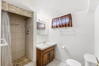 200 Cobble Creek Rd, North Salt Lake, UT 84054 - Photo 16