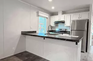 75 W 250 N, Clearfield, UT 84015 - Photo 4