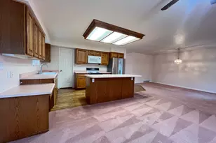 356 N 360 E, Orem, UT 84057 - Photo 14