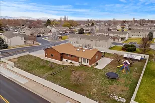 626 W 800 N, Clinton, UT 84015 - Photo 38