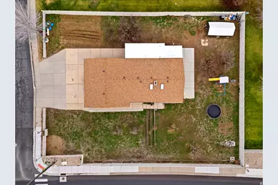 626 W 800 N, Clinton, UT 84015 - Photo 32