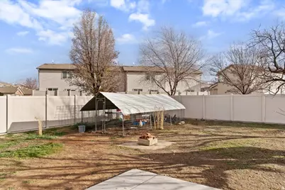 626 W 800 N, Clinton, UT 84015 - Photo 30