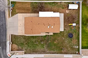 626 W 800 N, Clinton, UT 84015 - Photo 32