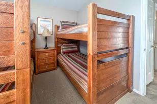 2051 W Canyon View Dr S, Saint George, UT 84770 - Photo 24