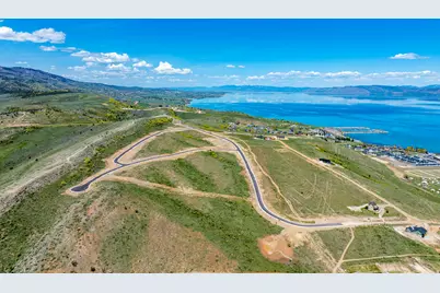 325 N Elksridge Rd #4, Garden City, UT 84028 - Photo 24