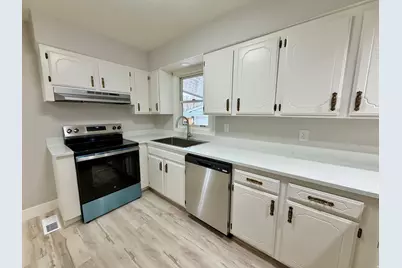 260 S 700 E, Clearfield, UT 84015 - Photo 4