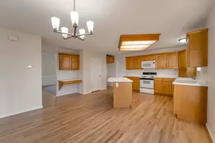 6958 S Hollow Mill Dr, Cottonwood Heights, UT 84121 - Photo 10