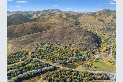 3057 Elk Run Dr, Snyderville, UT 84098 - Photo 38