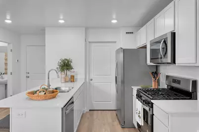 4261 N Buckstone Way #1370, Lehi, UT 84048 - Photo 6