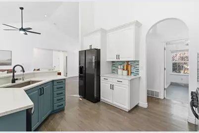 1884 Town and Country Rd, Springville, UT 84663 - Photo 20