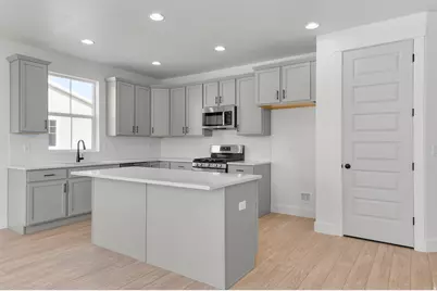 3036 W 2600 N, Clinton, UT 84015 - Photo 14