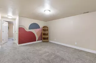 228 W 670 N, Tooele, UT 84074 - Photo 24