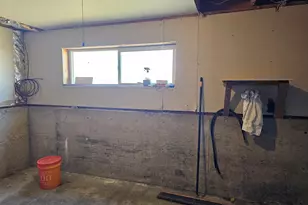 160 S Center St, Wellington, UT 84542 - Photo 16