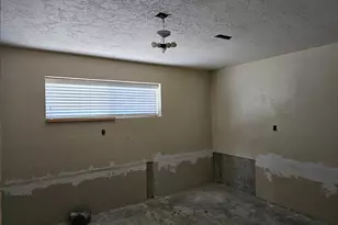 160 S Center St, Wellington, UT 84542 - Photo 14