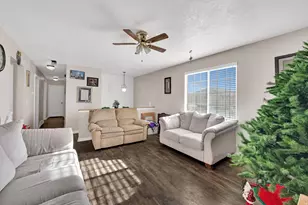 272 W 400 N, Tremonton, UT 84337 - Photo 8