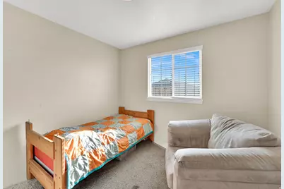 272 W 400 N, Tremonton, UT 84337 - Photo 12