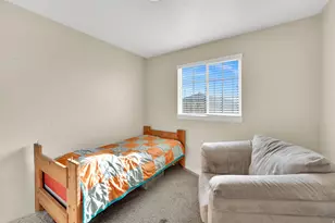 272 W 400 N, Tremonton, UT 84337 - Photo 12