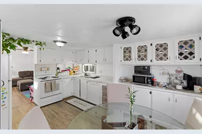 1242 E El Sendero Cir, Salt Lake City, UT 84117 - Photo 6