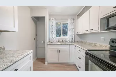 359 E 8400 S, Sandy, UT 84070 - Photo 6
