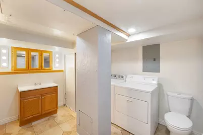 1675 S Lakewood Dr, Orem, UT 84058 - Photo 24