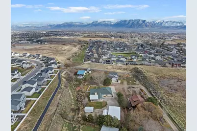 13064 S Lazy Creek Rd, Herriman, UT 84096 - Photo 42