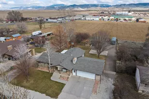 79 S 250 E, Aurora, UT 84620 - Photo 30