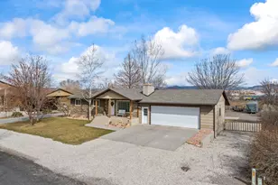 79 S 250 E, Aurora, UT 84620 - Photo 28