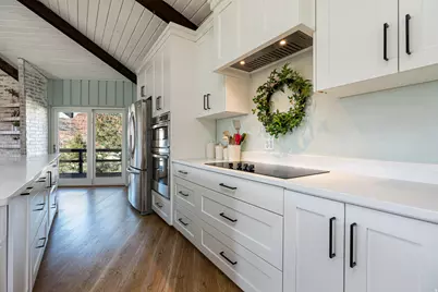 655 S Hillside Dr, Kanab, UT 84741 - Photo 16