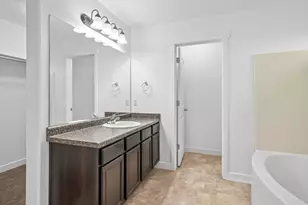 825 S Pheasant Run, Orem, UT 84058 - Photo 4