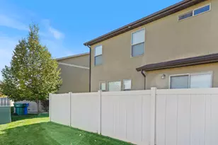 825 S Pheasant Run, Orem, UT 84058 - Photo 12