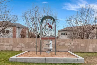 328 N 1270 E, Lehi, UT 84043 - Photo 22