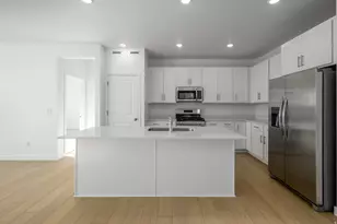 2000 E Porcupine Dr N, Eagle Mountain, UT 84005 - Photo 10