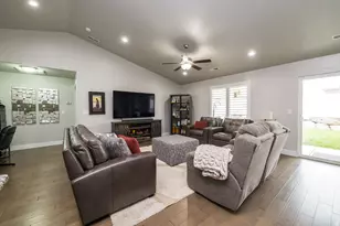 1281 S Grace Way, Layton, UT 84041 - Photo 10