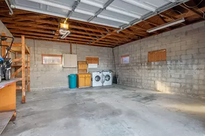 5923 S 2625 W, Roy, UT 84067 - Photo 22