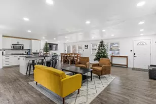 2995 E 7145 S, Cottonwood Heights, UT 84121 - Photo 6