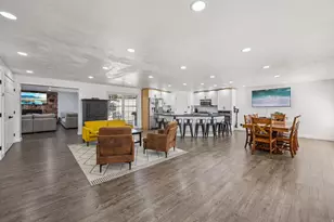 2995 E 7145 S, Cottonwood Heights, UT 84121 - Photo 12