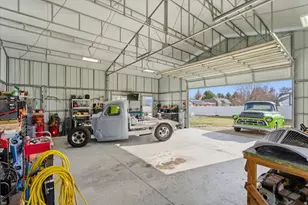 11268 S 2865 W, South Jordan, UT 84095 - Photo 34