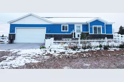 933 N Workman Dr, Duchesne, UT 84021 - Photo 2